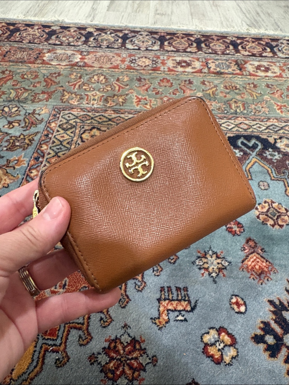 Tory Burch Robinson Zip Coin Case- Luggage